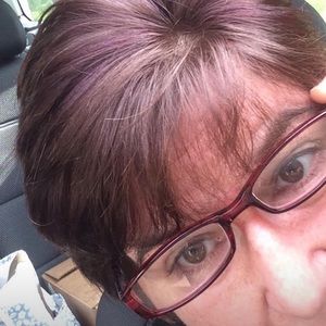 Meet your Posher, Lenore